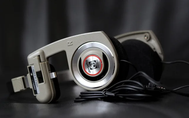 professional, audio, headphones, monitor, recording, mixer, studio, equipment, sound, music, beige, gray music, gray headphones. Podcast editor rates in Canada: per-episode pricing explained