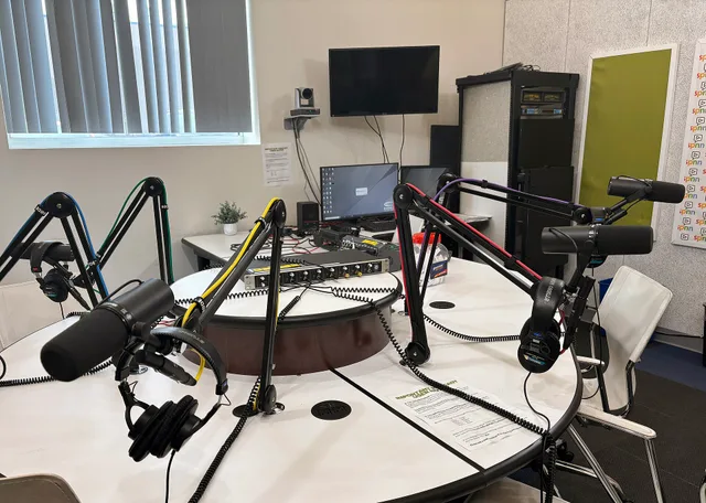 Microphones in SPNN Podcast studio Saint Paul Neighborhood Network (SPNN) 550 Vandalia St #170 St Paul, Minnesota 55114 Founded in 1984, SPNN is a community media and technology center that serves the Twin Cities. Getting podcast platform right the first time