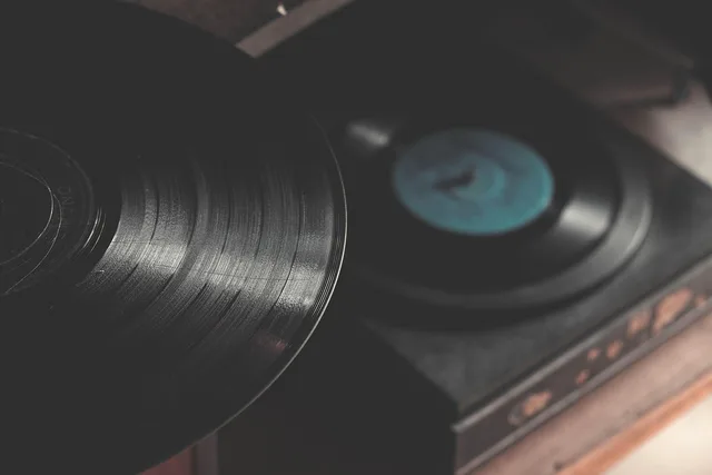 vinyl, turntable, electronics, music, music player, phonograph, phonograph record, player, record player, vintage, retro, oldtimer, nostalgia, nostalgic, vinyl, vinyl, vinyl, electronics, music, music, music, music, music, record player, record player, record player, nostalgia. Podcast revenue metrics: definitions, targets and traps
